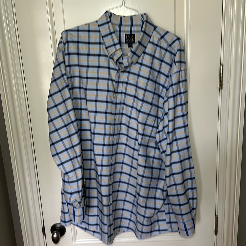 Jos. A. Bank Button-Down Casual Shirt size XXL